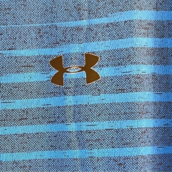 Under Armour Men's T-Shirt XL Striped Blue Crew Neck Short Sleeves Lightweight - Picture 7 of 9